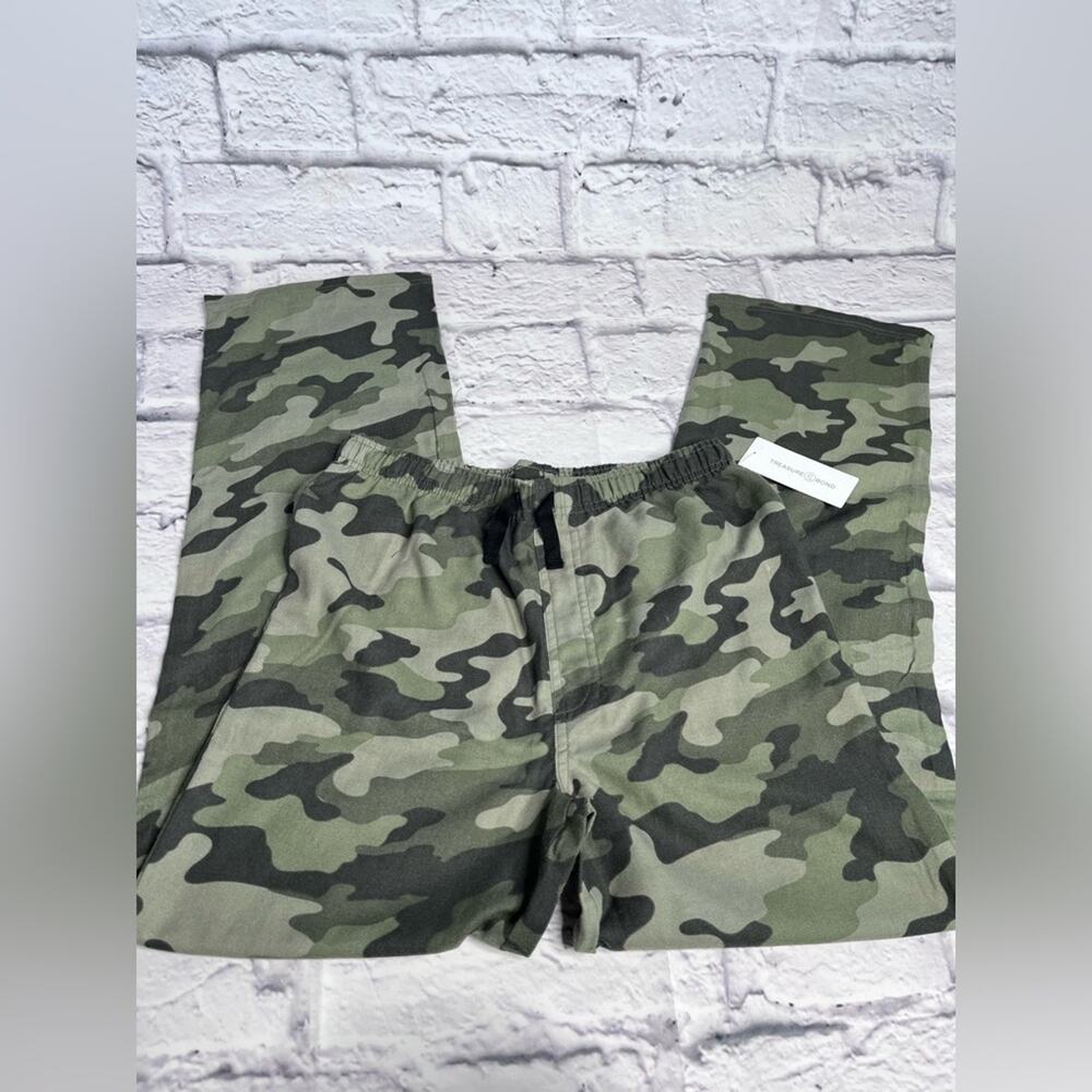 Treasure and bond boys camouflage sweatpants new size 18